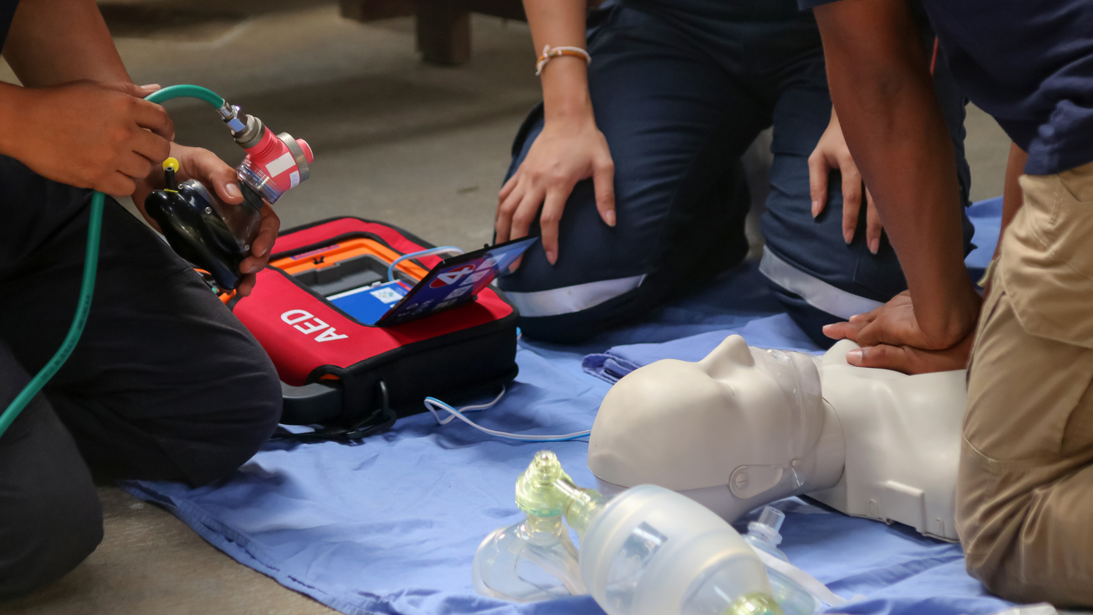 Victoria-tillicum Emergency First Aid Course - CPR Level C (Blended)